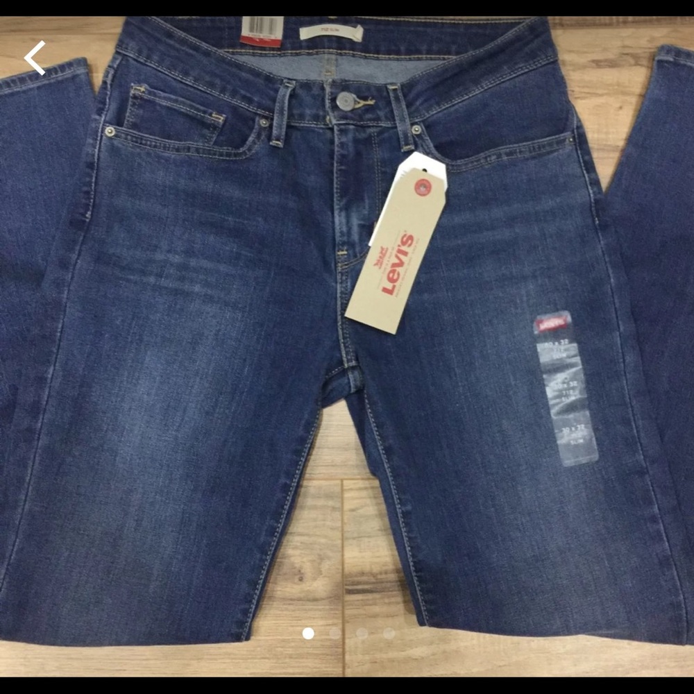 Levi's jeans (women)